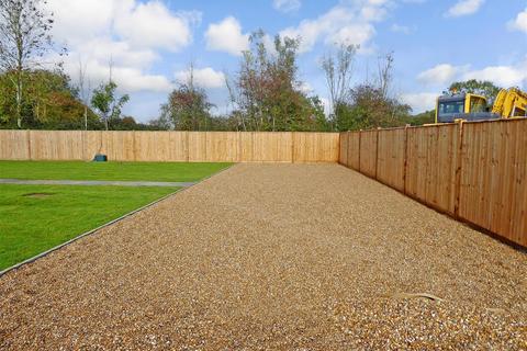 4 bedroom detached bungalow for sale - Loxwood Road, Alfold, Surrey