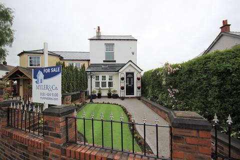 2 bedroom semi-detached house for sale, Cronton Road, Widnes , Widnes, WA8