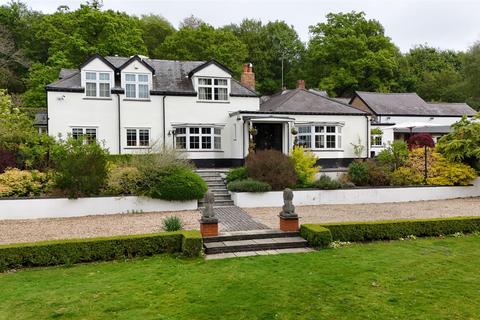5 bedroom detached house for sale, Tewin Water, Welwyn