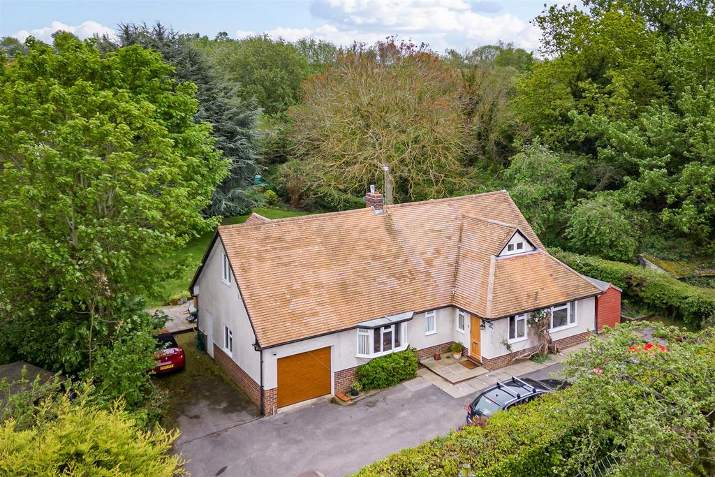 Ford Hill, Little Hadham 4 bed detached house for sale £900,000