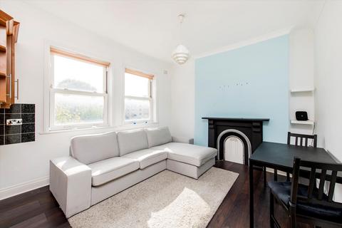 2 bedroom flat for sale, Victoria Road, London, NW6