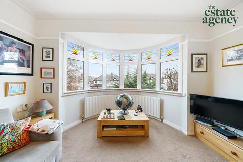14a Endlebury Road, London, E4 6QF