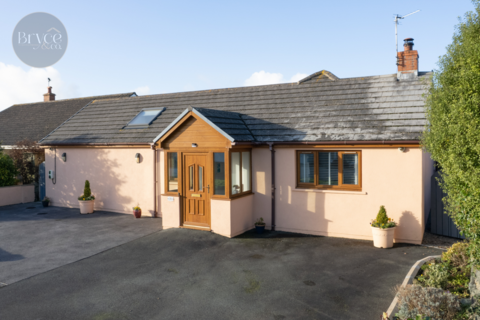 4 bedroom bungalow for sale - Milford Haven SA73