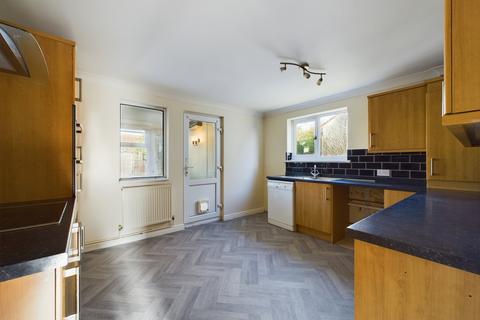 7 Birch Close, Canvey Island, SS8 9JG