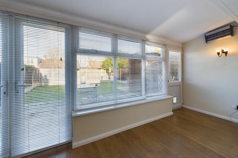 7 Birch Close, Canvey Island, SS8 9JG