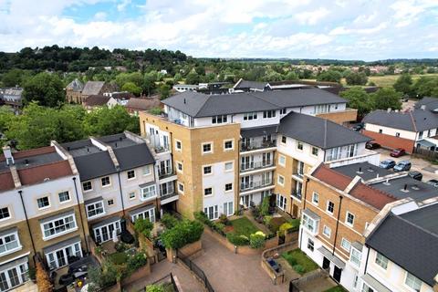 2 bedroom apartment for sale, Tanner House, Godalming town centre