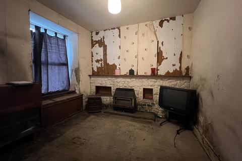 2 bedroom terraced house for sale - Amlwch, Isle of Anglesey. By Online Auction-  Provisional bidding closing 01/02/24 Subject to Online Auction...