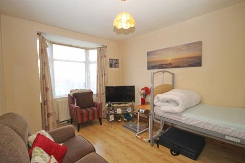 55 Hill Rise, Greenford, UB6 8PE