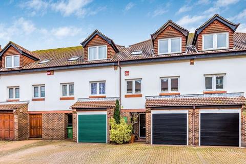 4 bedroom townhouse for sale, Broad Street, Old Portsmouth