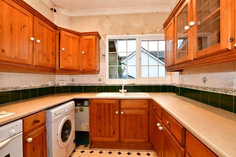 3 bedroom end of terrace house for sale - Carlton Avenue, Gillingham, Kent