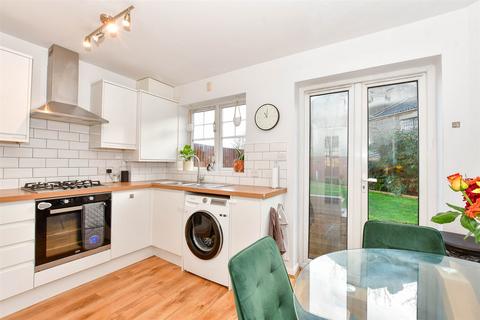 2 Rackham Close, Welling, DA16 1NZ