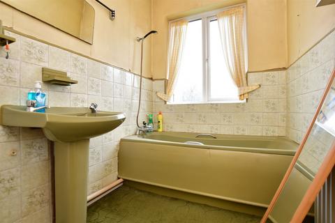 45 Faraday Road, Welling, DA16 2ET