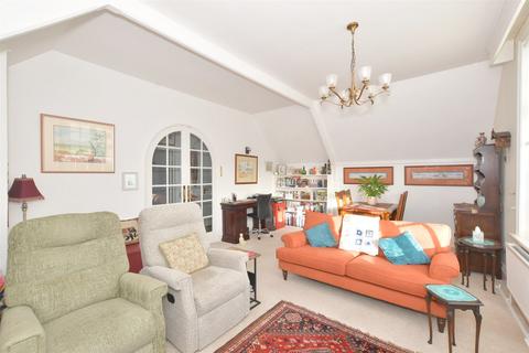 1 bedroom flat for sale, Crossbush, Arundel, West Sussex