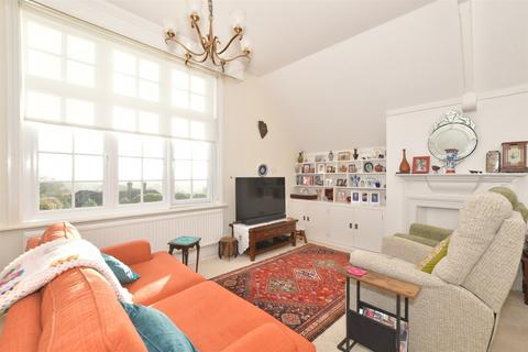 1 bedroom flat for sale, Crossbush, Arundel, West Sussex