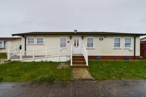 2 bedroom park home for sale, Creek Road, Canvey Island, SS8