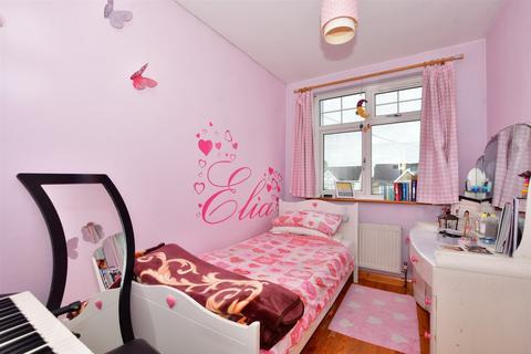 3 bedroom terraced house for sale - Larkshall Road, Chingford