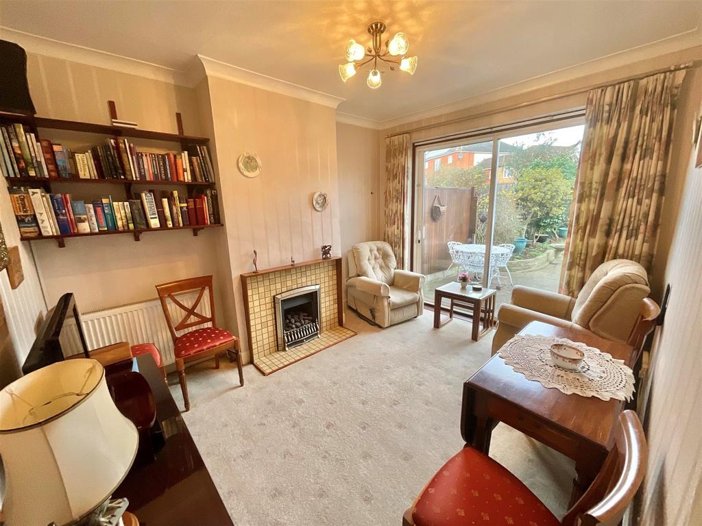 Marks Road, Romford, Essex 3 bed semidetached house for sale £350,000
