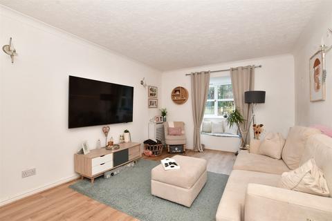 1 bedroom ground floor flat for sale, Bradley Close, Belmont, Sutton, Surrey