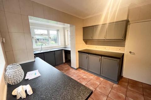 4 bedroom detached house for sale - Long Road, Canvey Island