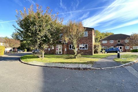 2 bedroom apartment for sale, The Swallows, Welwyn Garden City, Hertfordshire, AL7