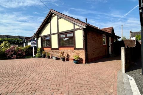 2 bedroom bungalow for sale, Rivershill Drive, Heywood, Greater Manchester, OL10