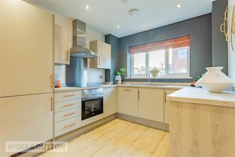 4 bedroom semi-detached house for sale, Micklehurst Road, Mossley, Ashton-under-Lyne, Greater Manchester, OL5