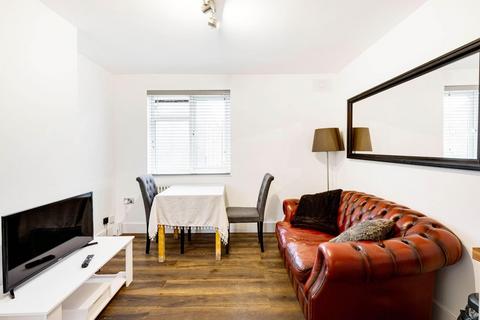 2 bedroom apartment for sale, Stanway Court, Shoreditch, N1