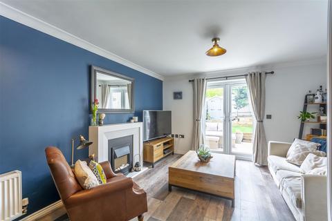 45 Swallow Crescent, Ravenshead, Nottingham, NG15 9JN