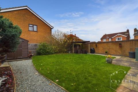 4 bedroom detached house for sale, Falmouth Drive, Hinckley