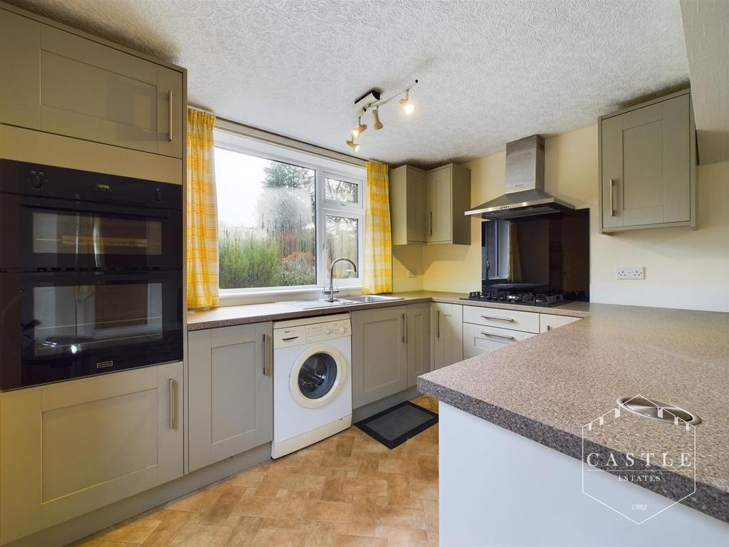 Dining kitchen
