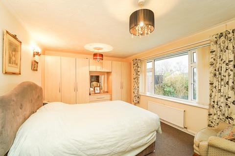 2 bedroom bungalow for sale, East Ride, Brent Knoll, Highbridge, TA9