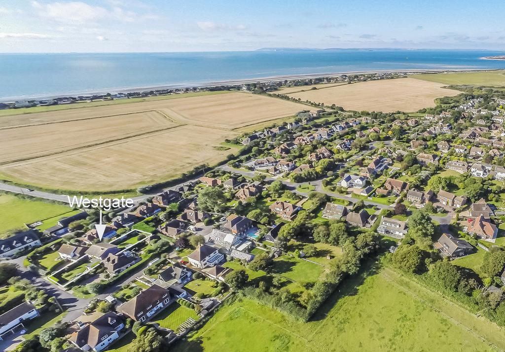 Westgate, Wellsfield, West Wittering nr. sandy beach, West Wittering