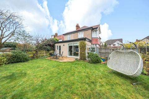 22 Strathearn Avenue, Twickenham, TW2 6JU