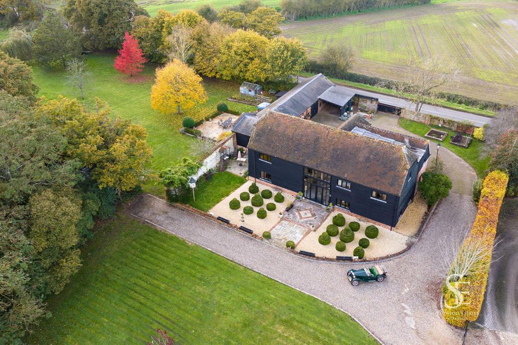 Binfield, Bracknell RG42 4 bed barn conversion for sale £2,000,000