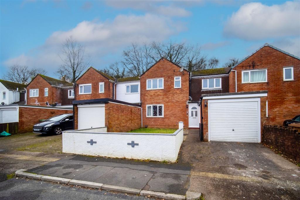 Davies Drive, Caerphilly, CF83 3RG 4 bed terraced house for sale £210,000