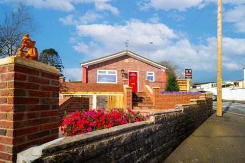 2 bedroom detached bungalow for sale, Heol Fargoed, Bargoed, CF81 8PQ