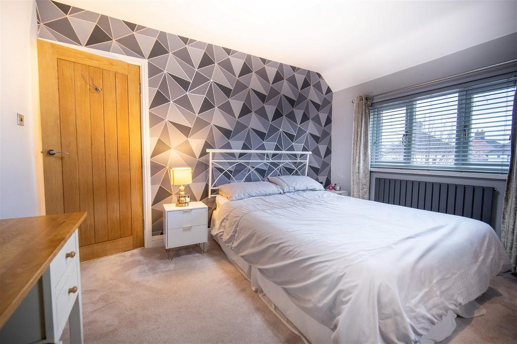 Celyn Grove, Caerphilly, CF83 3FN 3 bed semidetached house for sale