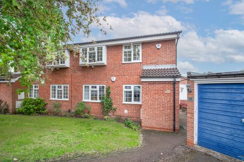 2 bedroom maisonette for sale, Perryfields Close, Redditch, Worcestershire, B98