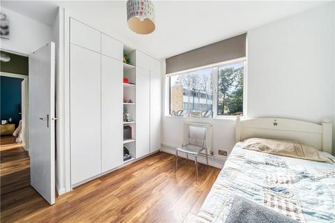 2 bedroom apartment for sale, Cambridge Park, Twickenham, TW1