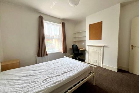 30 Guildford Park Road, Guildford, GU2 7ND
