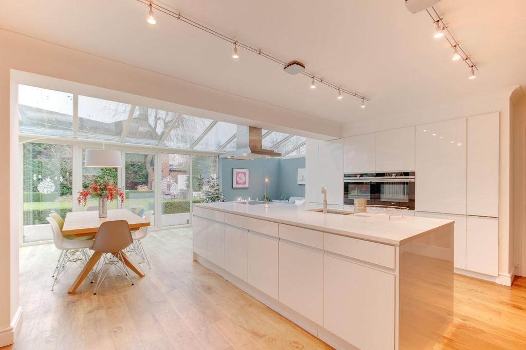 Hither Green Lane, Redditch, Worcestershire, B98 4 bed detached house