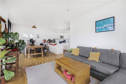 3 bedroom penthouse for sale, Amelia Street, London, SE17