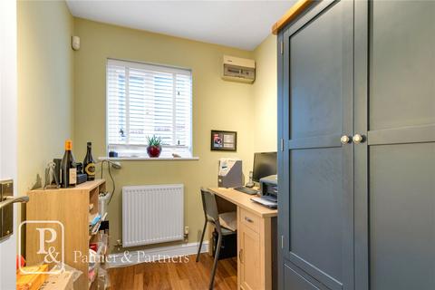 22 Centaury Close, Stanway, Colchester, CO3 0SF