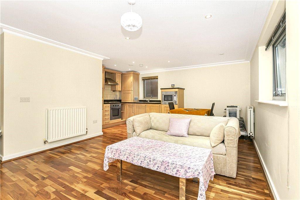 Kitchen/Lounge