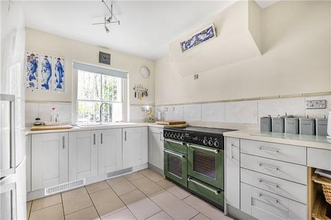 21 Alderney Road, London, E1 4EG