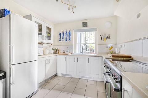 21 Alderney Road, London, E1 4EG