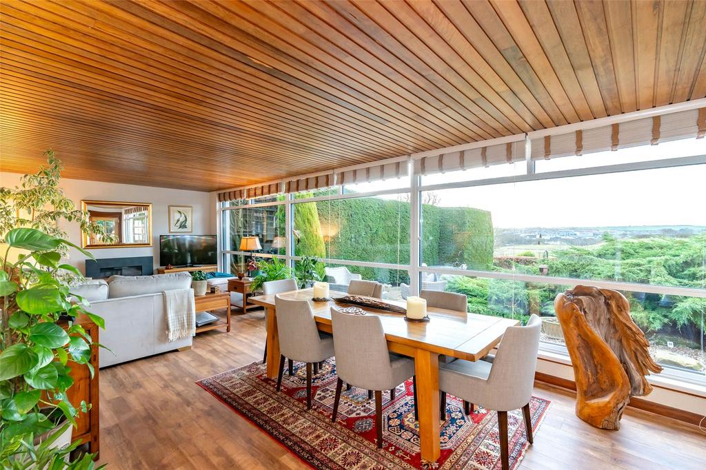 Dining Rm