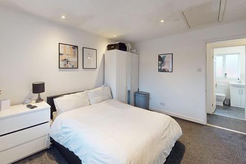 4 bedroom detached house for sale - Douglas Road, Duston, Northampton NN5 6XX