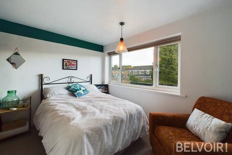 30 Earlsbrook Drive, Stoke-on-trent, ST4 8DL