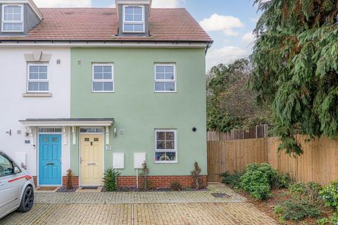 3 bedroom end of terrace house for sale, Tettenhall Way, Faversham, ME13